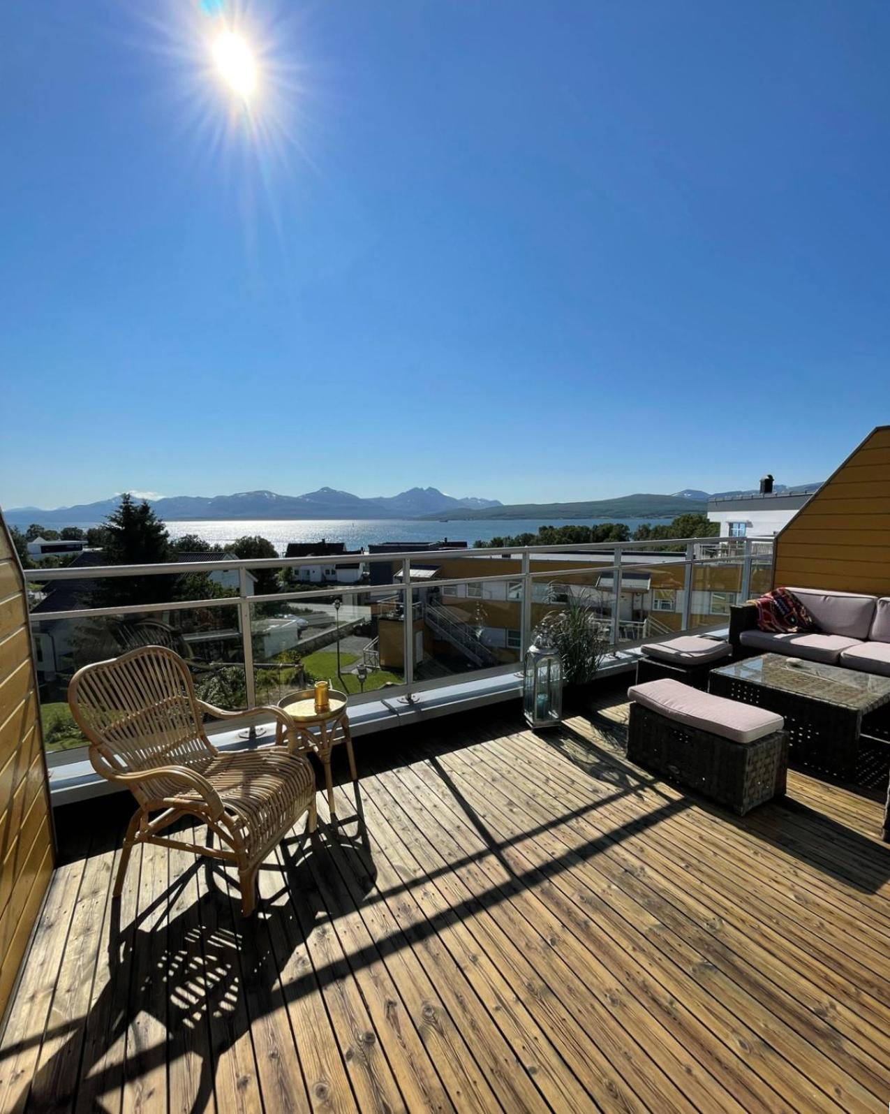 Arctic Homestay With Northern Light Viewpoint Tromsø Exterior foto